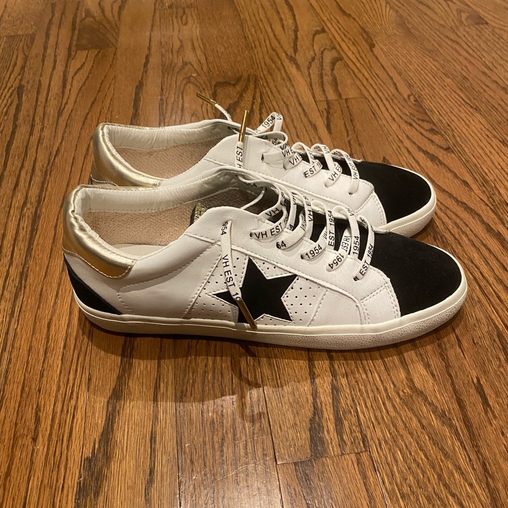 Vintage Havana Mesh Star Patch Platform Sneakers